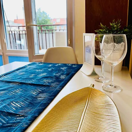 Blue Moon - Heweliusz, Old Town Gdańsk